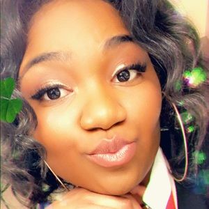 Meet your Posher, Marchay